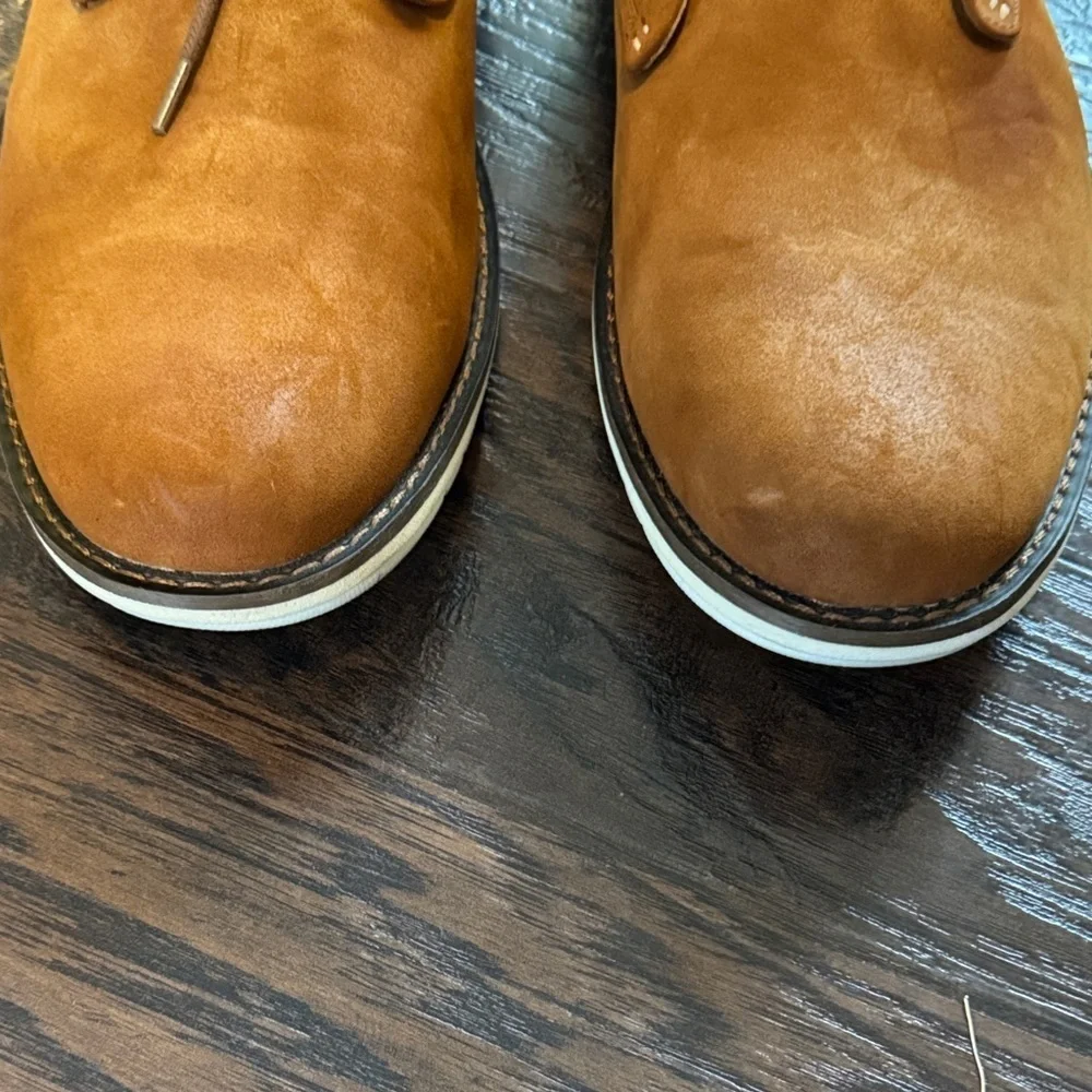 Like New Kenneth Cole Brown Leather Chukka Boots